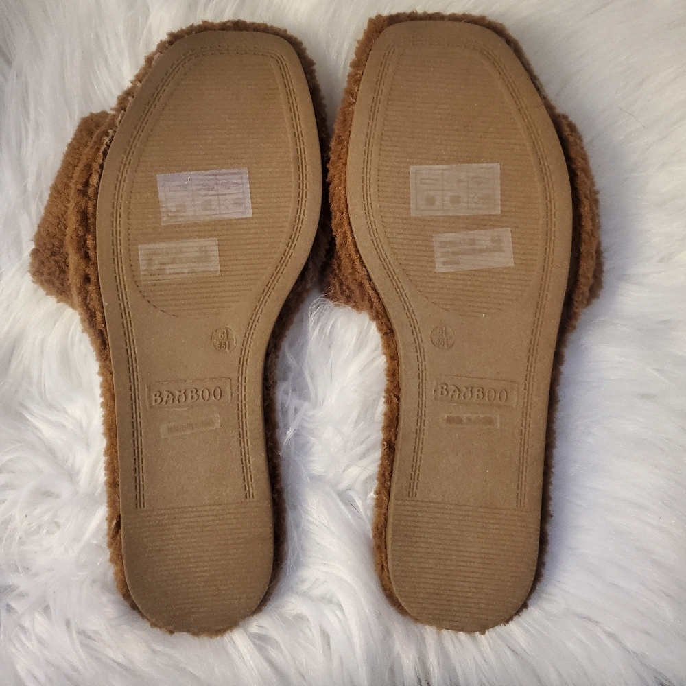 Bamboo Fur Sandals - Picture 3 of 4